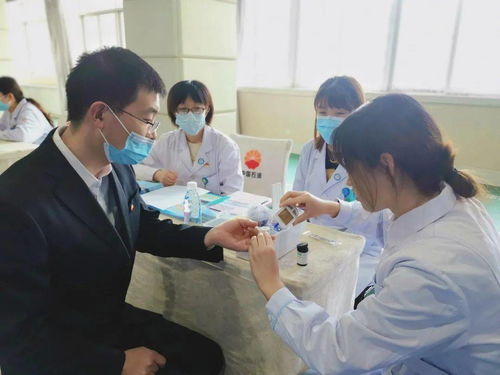 愛(ài)心永恒，健康加油——甘肅寶石花醫(yī)院健康咨詢(xún)義診活動(dòng)走進(jìn)中國(guó)石油甘肅銷(xiāo)售公司